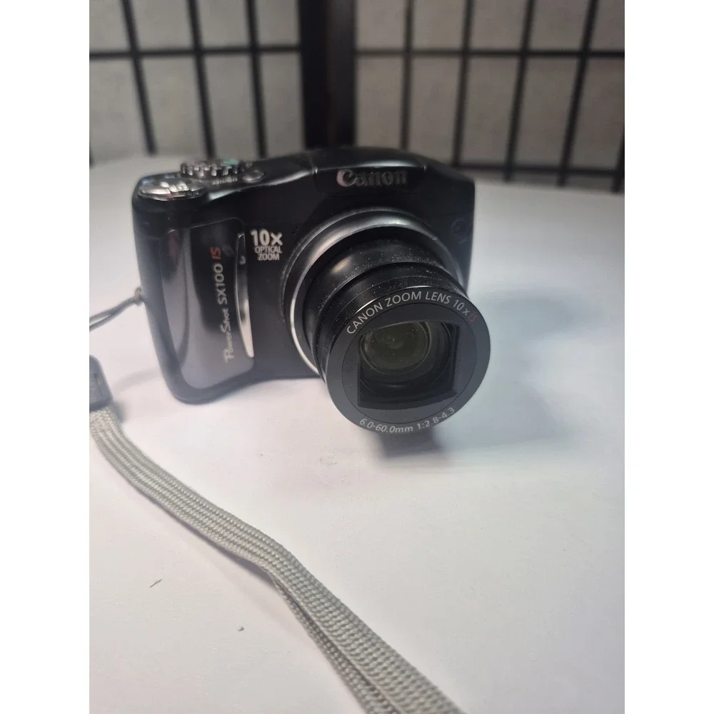 Canon PowerShot SX100 IS Compact 8.0MP Black 10x Zoom 2.5